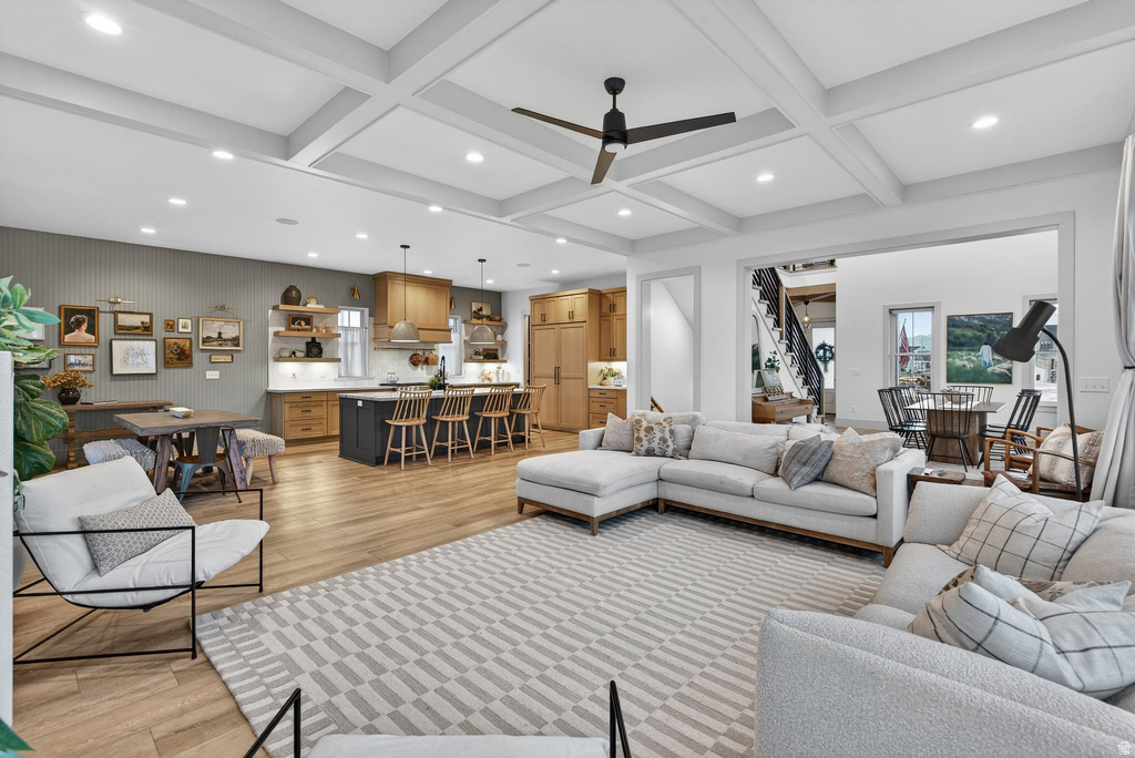 6978 W DOCKSIDER DR South Jordan, UT 84009