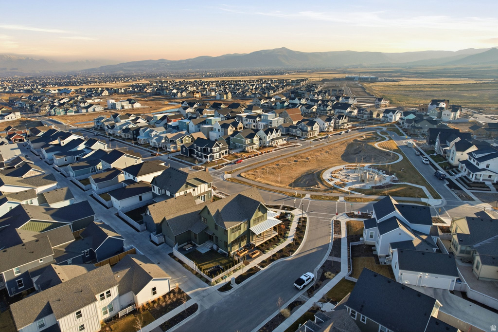 6978 W DOCKSIDER DR South Jordan, UT 84009