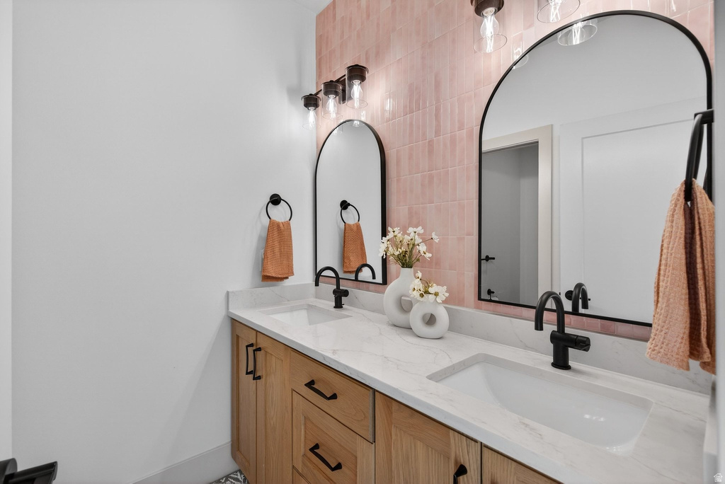 6978 W DOCKSIDER DR South Jordan, UT 84009