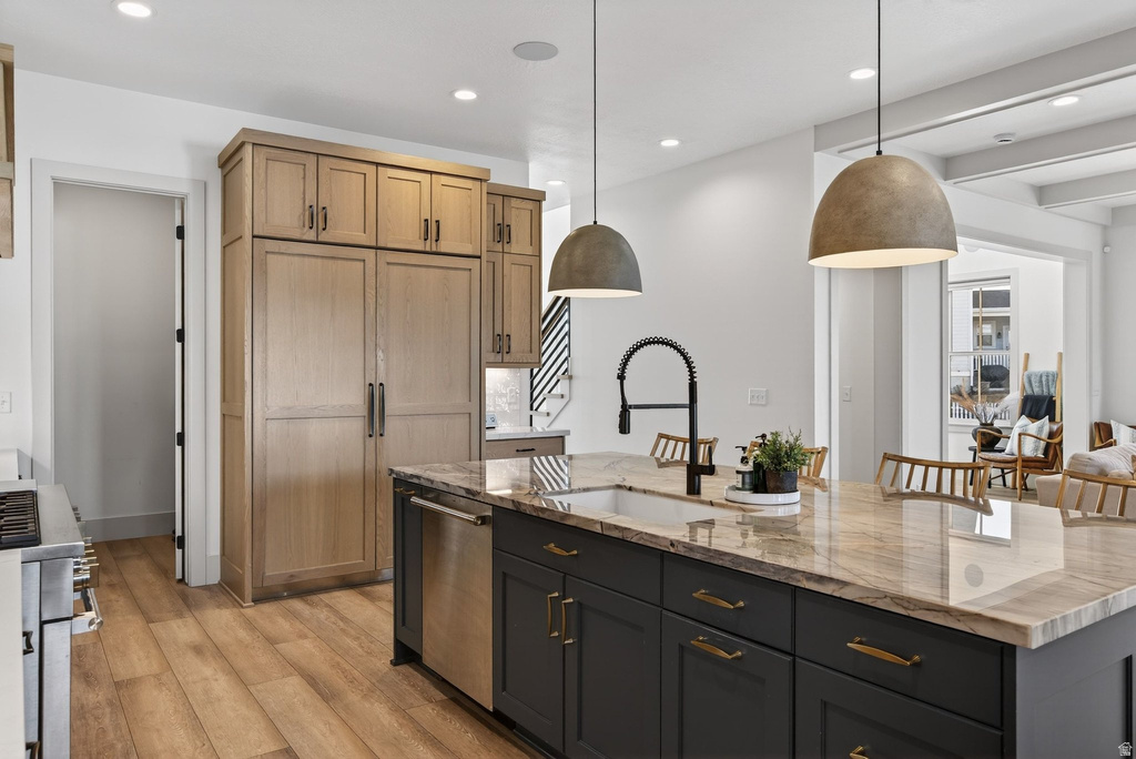 6978 W DOCKSIDER DR South Jordan, UT 84009