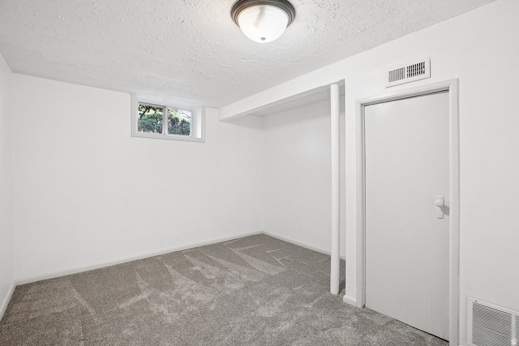 822 N 1200 W Salt Lake City, UT 84116