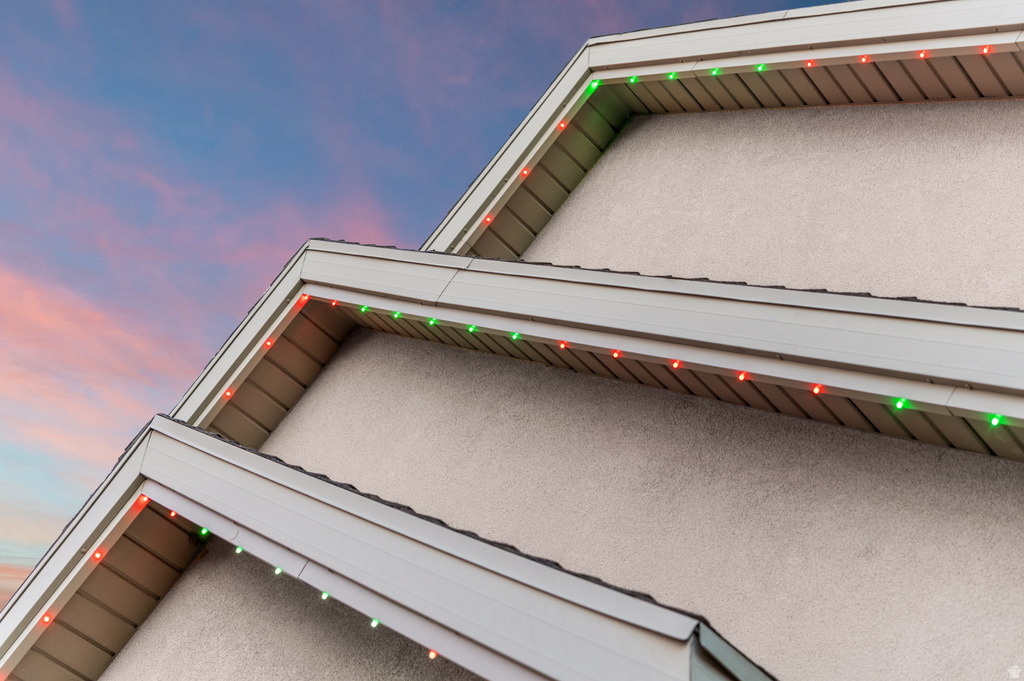 7195 S VILLANDRIE LN Salt Lake City, UT 84121