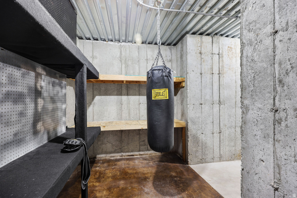 298 S 1150 W Farmington, UT 84025