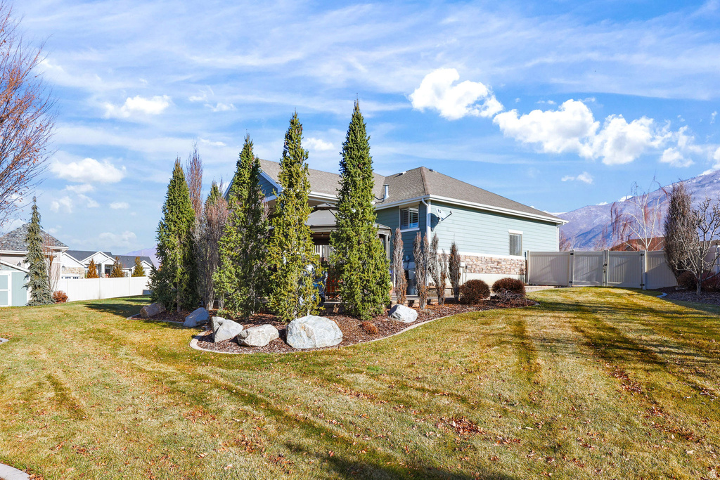 298 S 1150 W Farmington, UT 84025