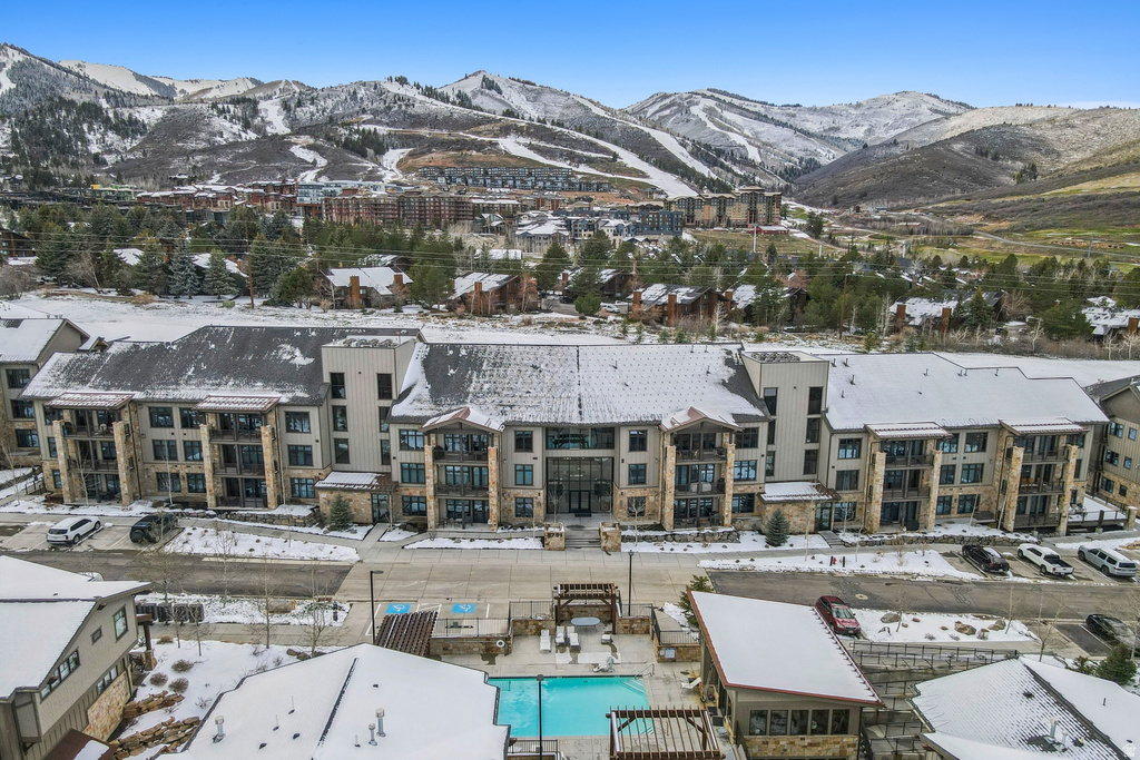 3751 BLACKSTONE DR #3K Park City, UT 84098