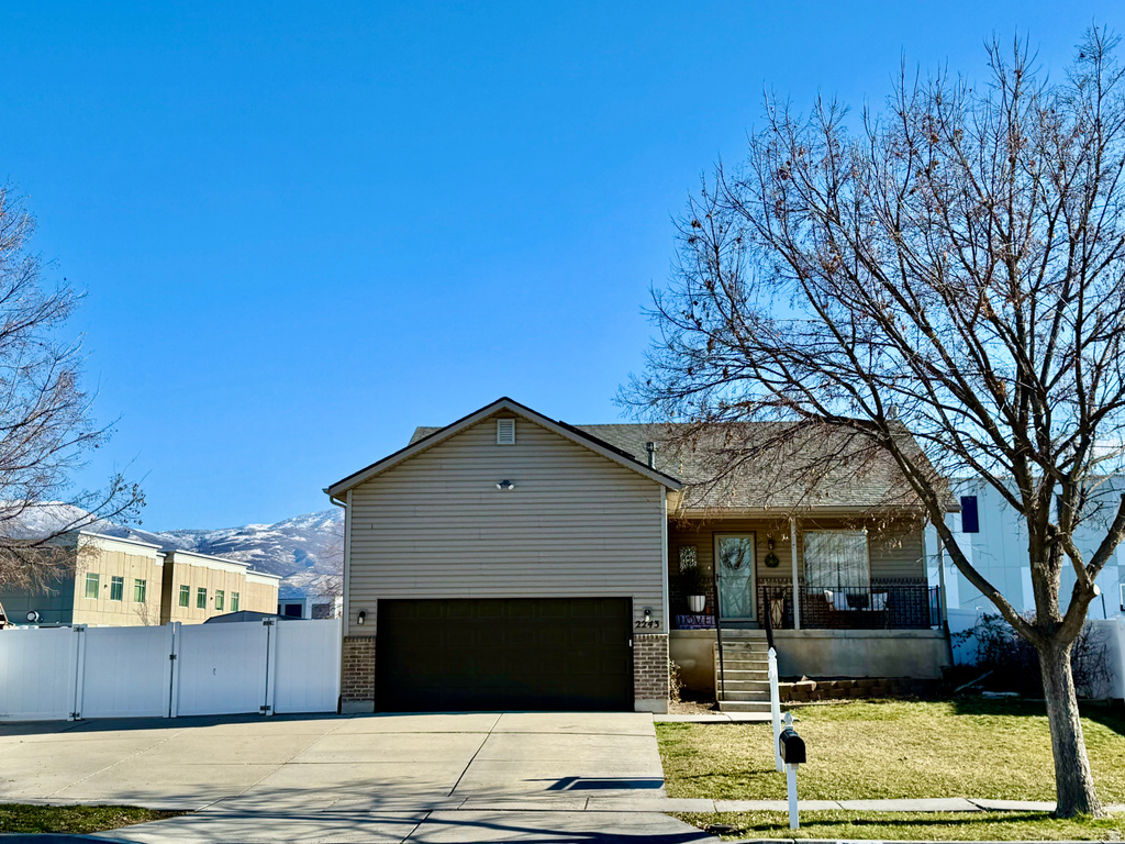 2243 S 1350 W Woods Cross, UT 84087