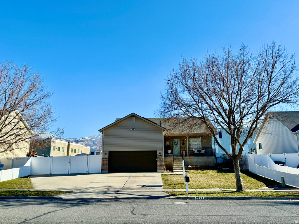 2243 S 1350 W Woods Cross, UT 84087