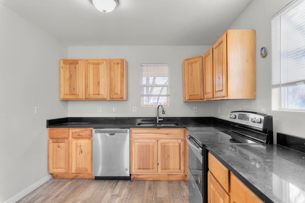 3022 MONROE BLVD Ogden, UT 84401