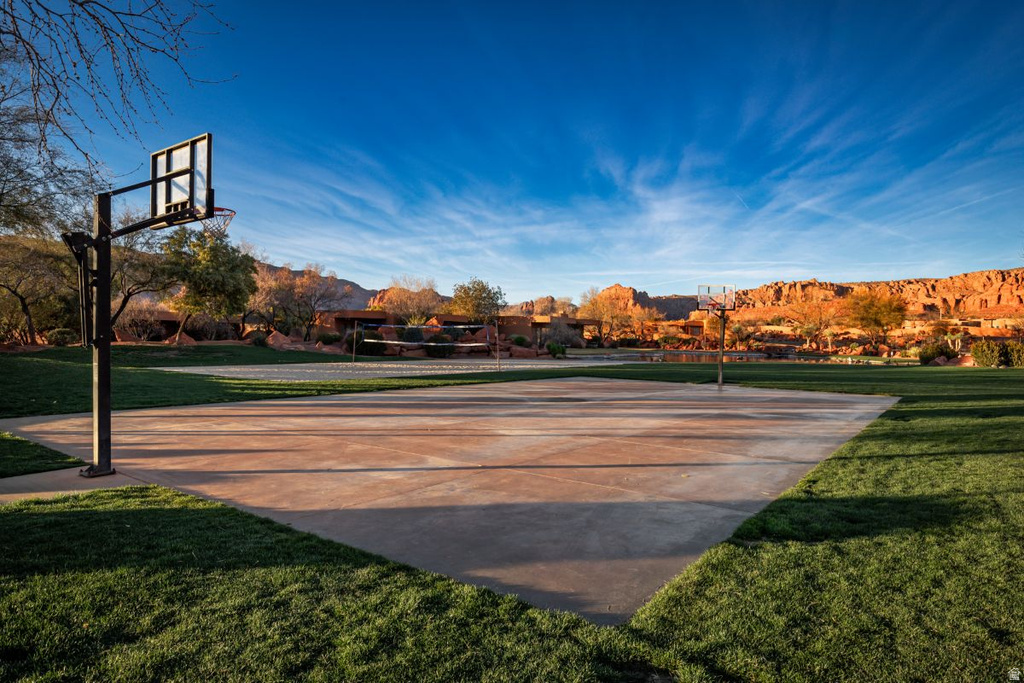 2470 N KACHINA VISTAS CIR St. George, UT 84770