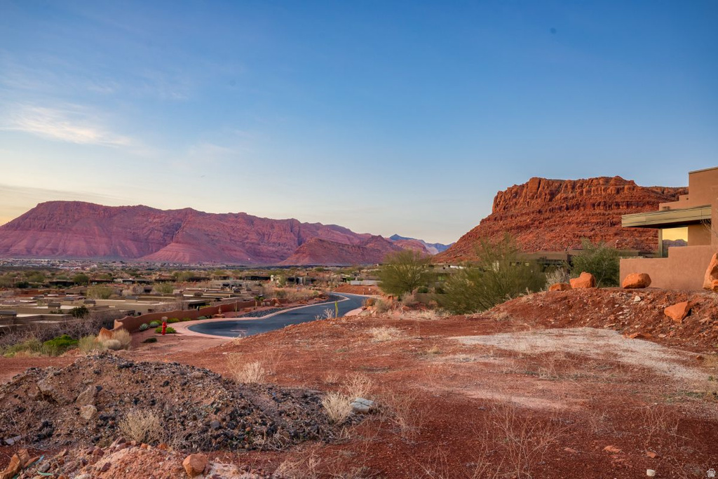 2470 N KACHINA VISTAS CIR St. George, UT 84770