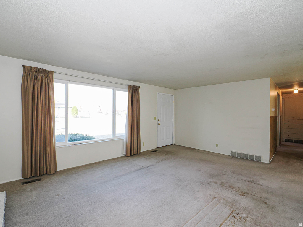 4417 S JILLS PL West Valley City, UT 84120