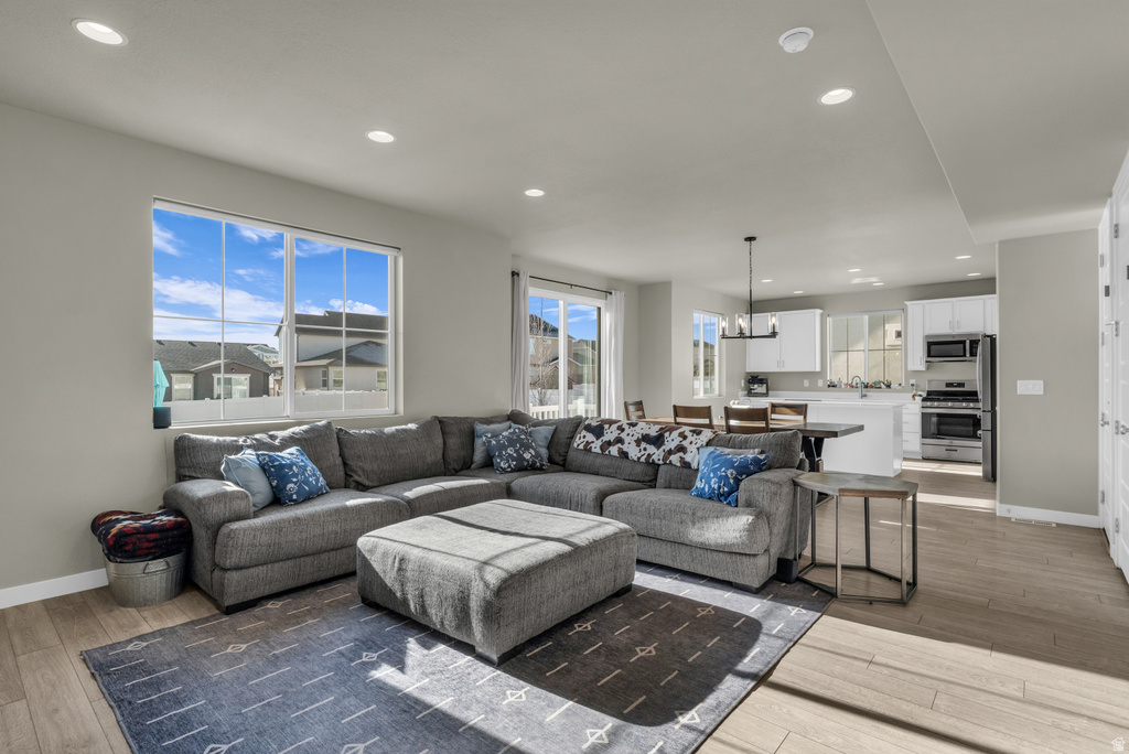 3677 W SAFFLOWER DR Lehi, UT 84048