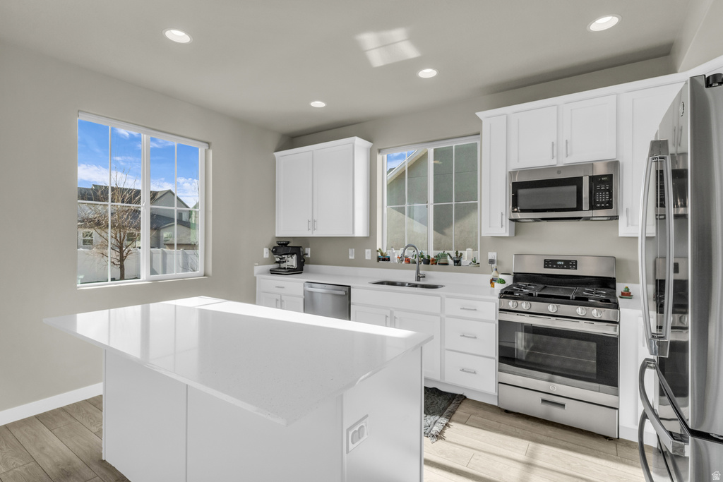 3677 W SAFFLOWER DR Lehi, UT 84048