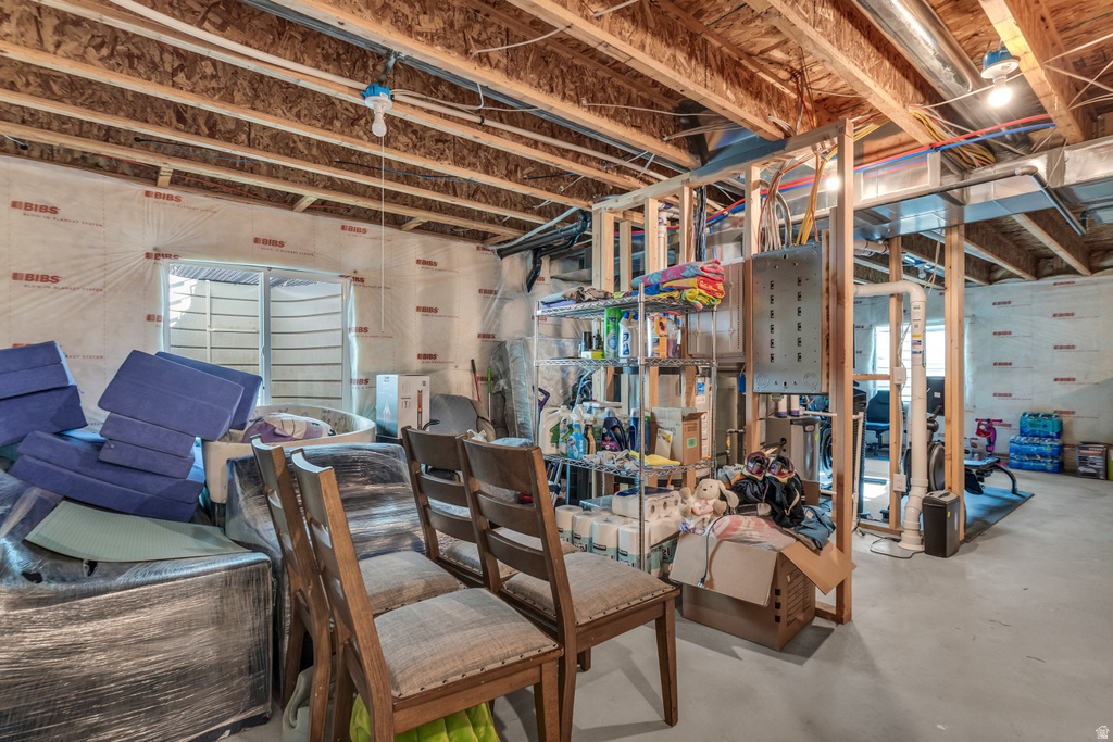 3677 W SAFFLOWER DR Lehi, UT 84048