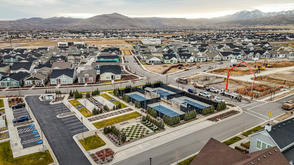 6043 W STONE WAY South Jordan, UT 84009