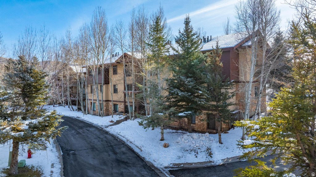 1600 N PINEBROOK BLVD #H10 Park City, UT 84098