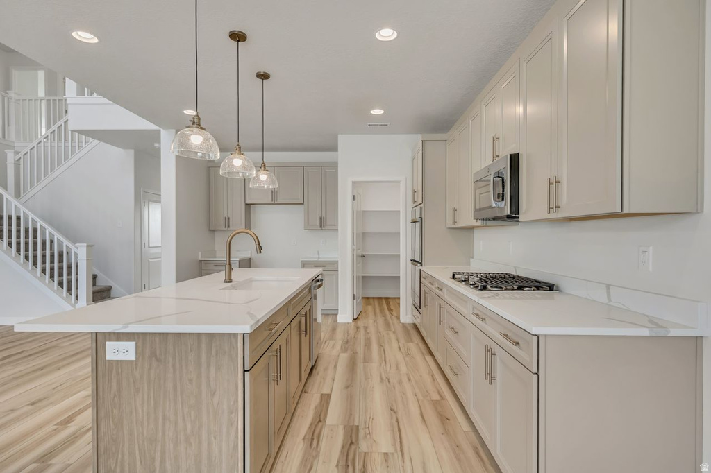 3402 S 2410 W #120 Syracuse, UT 84075