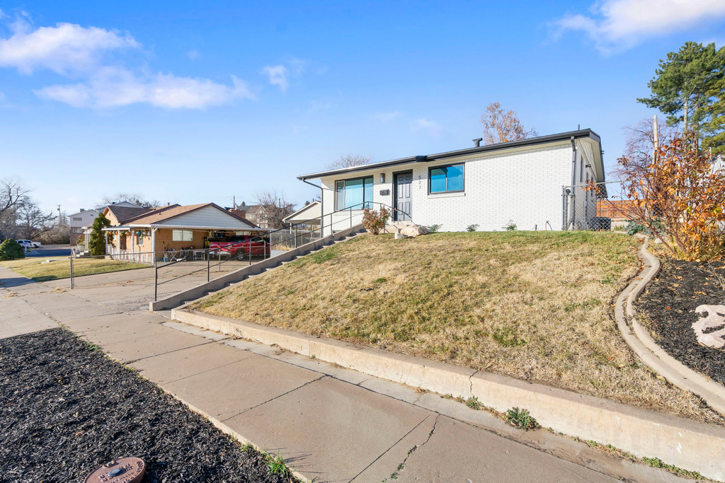 527 E 250 S Clearfield, UT 84015