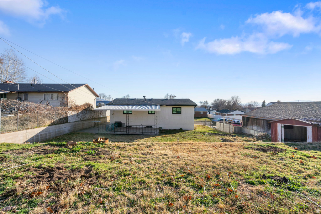 527 E 250 S Clearfield, UT 84015