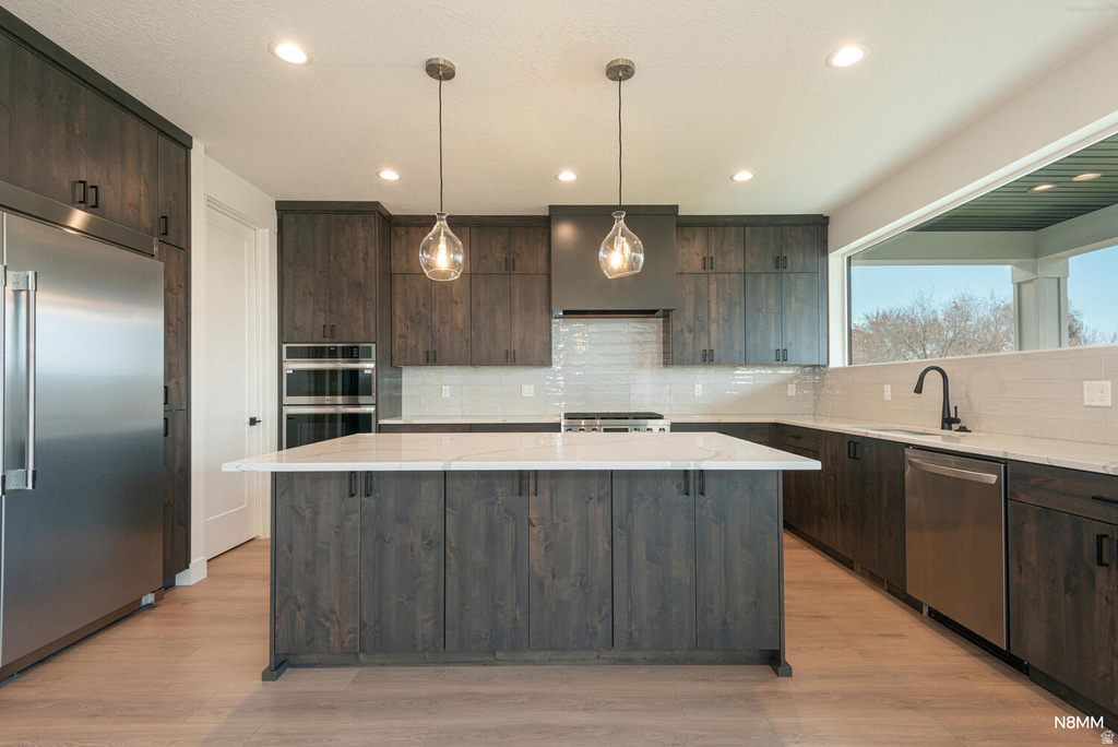 11186 S 1000 E #1 Sandy, UT 84094