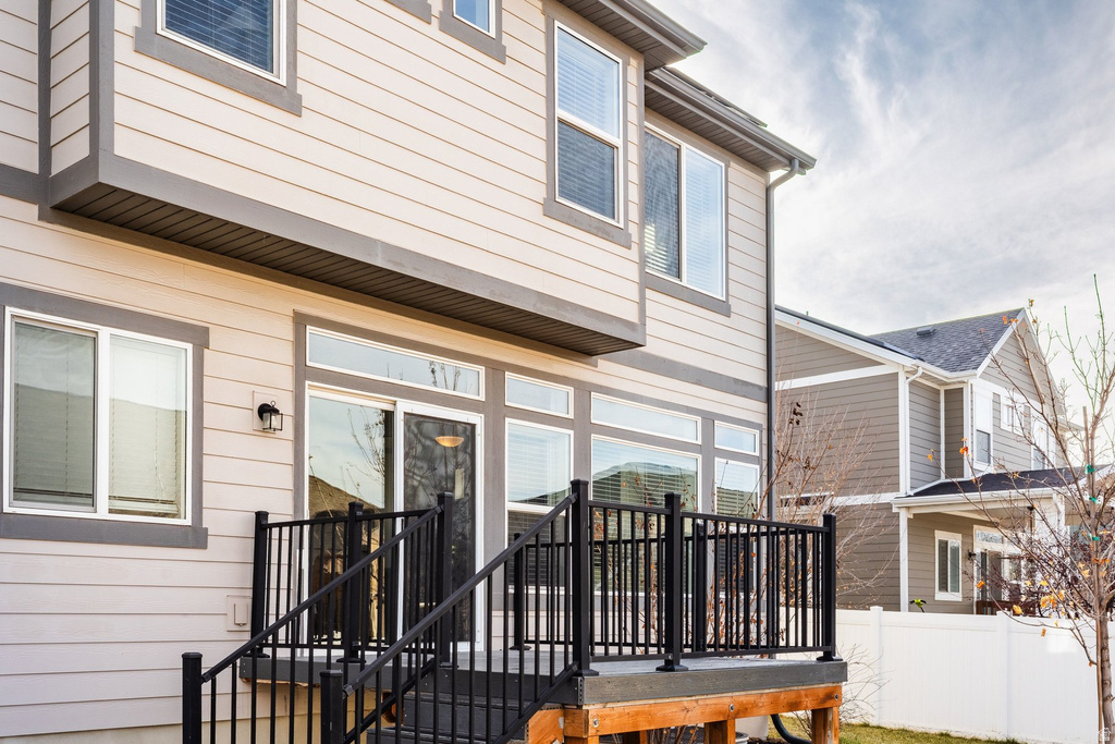 1876 S 1230 W Syracuse, UT 84075