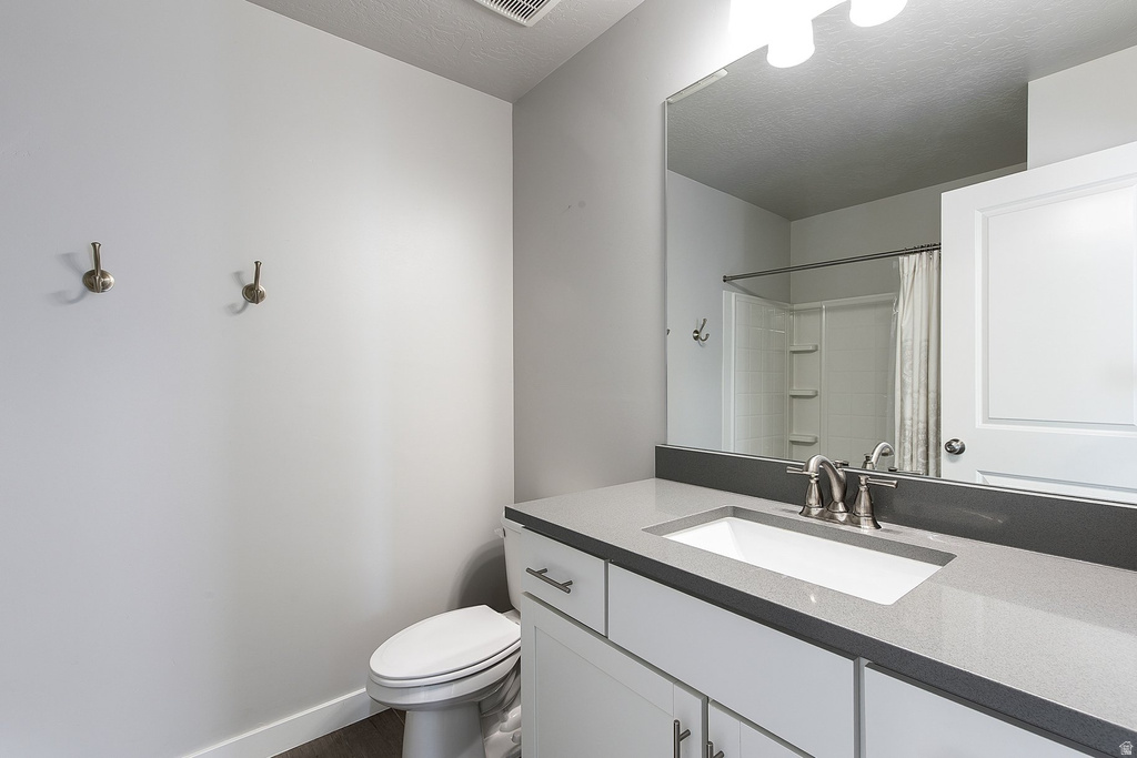 1876 S 1230 W Syracuse, UT 84075