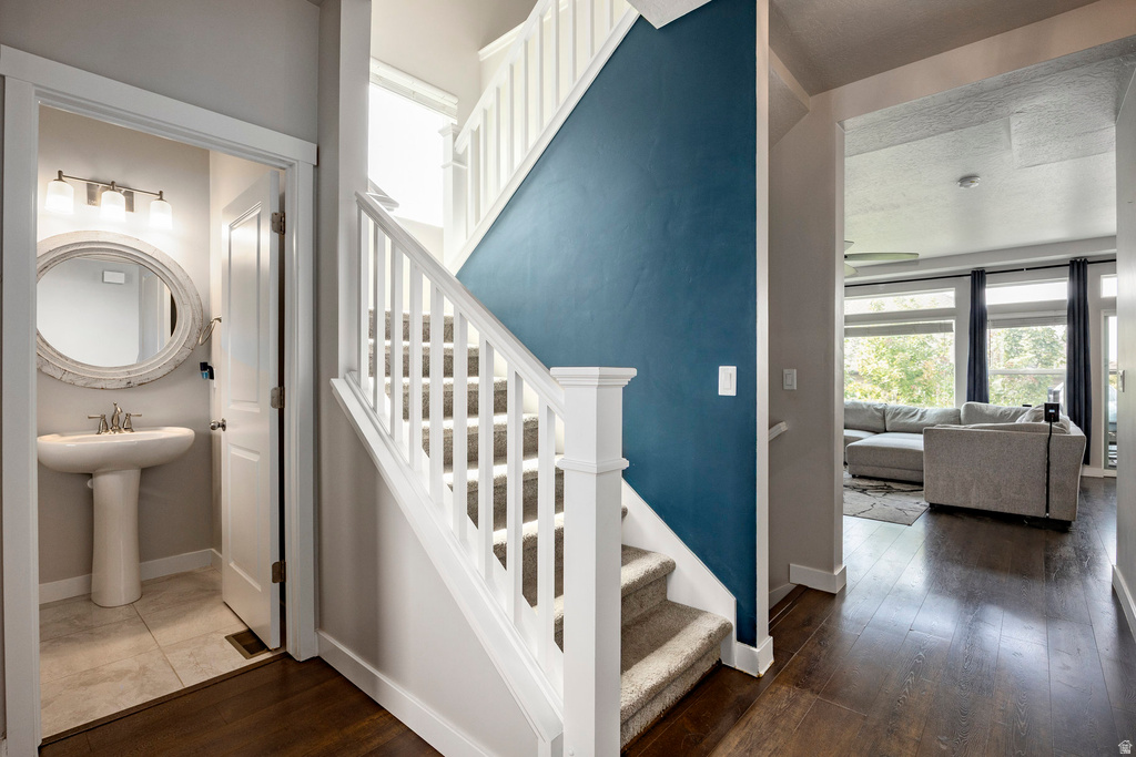 1876 S 1230 W Syracuse, UT 84075