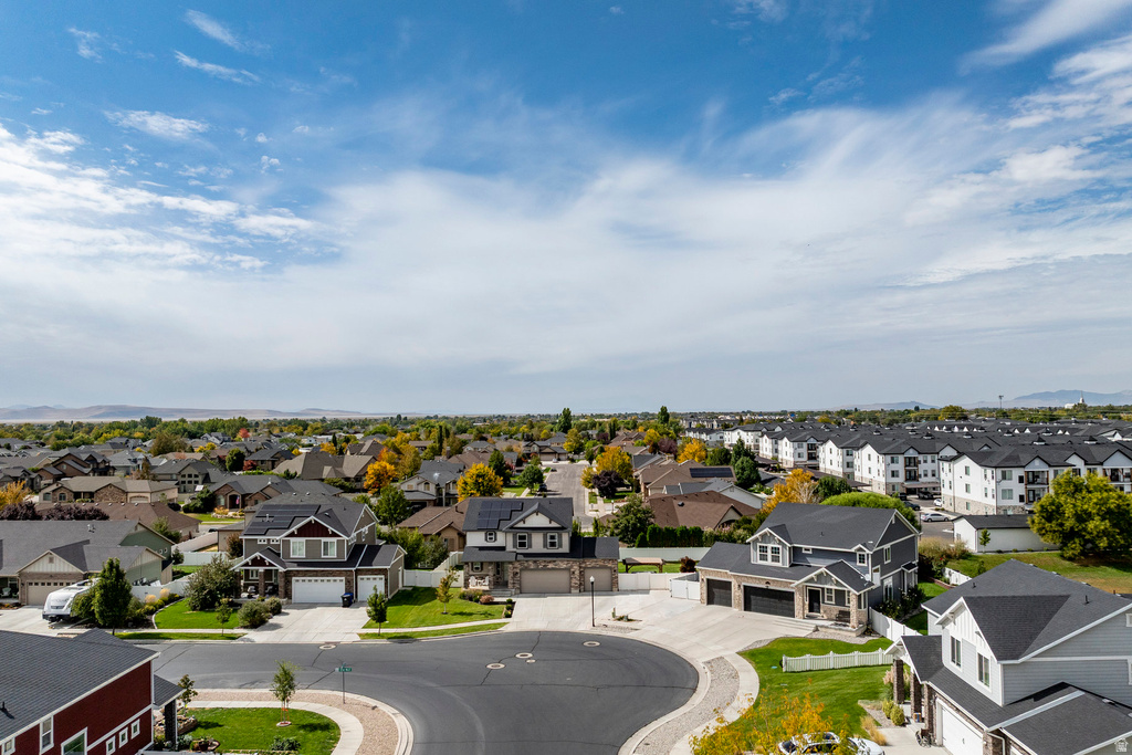 1876 S 1230 W Syracuse, UT 84075