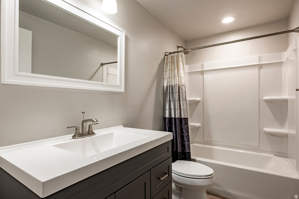 1876 S 1230 W Syracuse, UT 84075