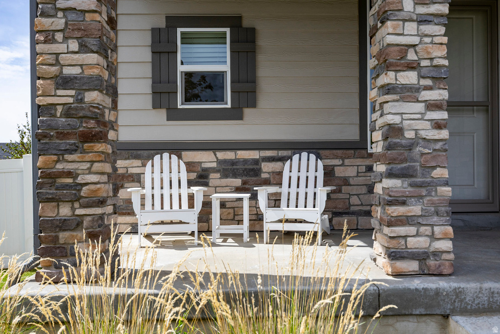 1876 S 1230 W Syracuse, UT 84075