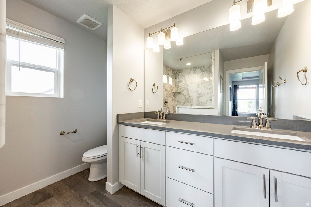 1876 S 1230 W Syracuse, UT 84075