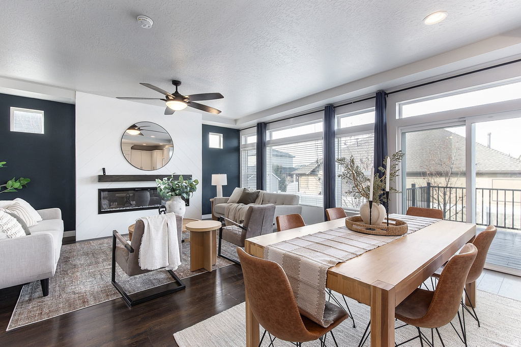 1876 S 1230 W Syracuse, UT 84075