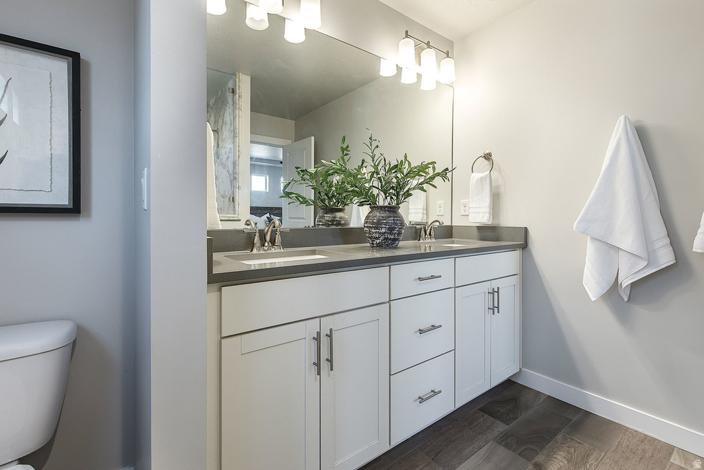 1876 S 1230 W Syracuse, UT 84075