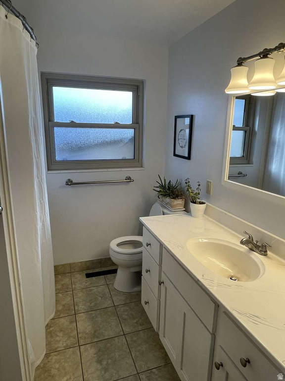 978 N TREMONT ST Tremonton, UT 84337