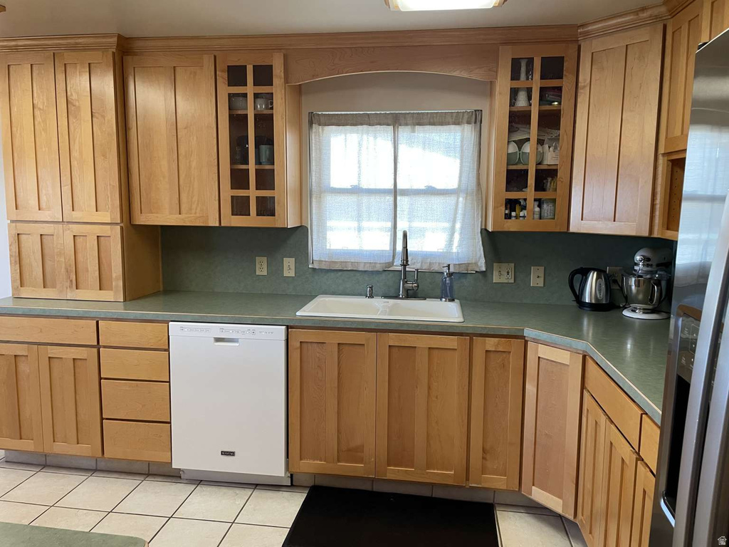 978 N TREMONT ST Tremonton, UT 84337