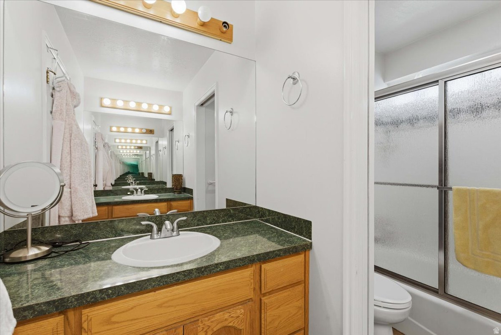 4047 S 2175 W Roy, UT 84067