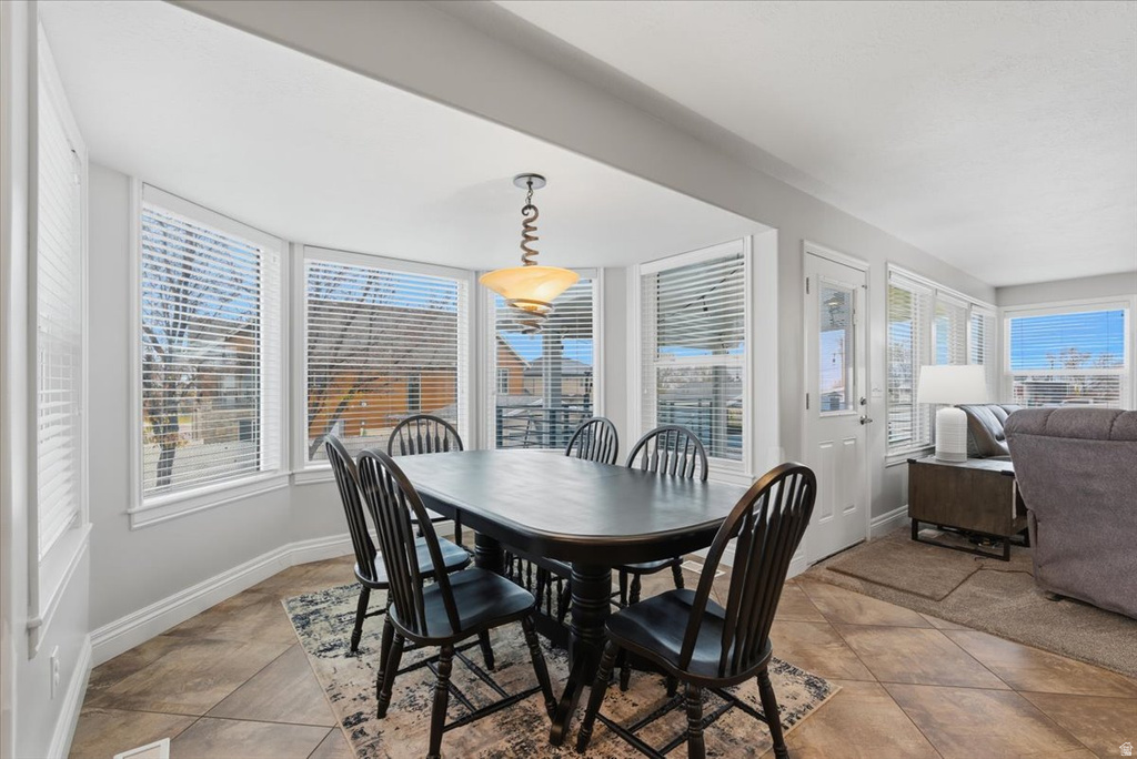 4047 S 2175 W Roy, UT 84067