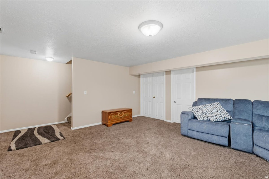 4047 S 2175 W Roy, UT 84067