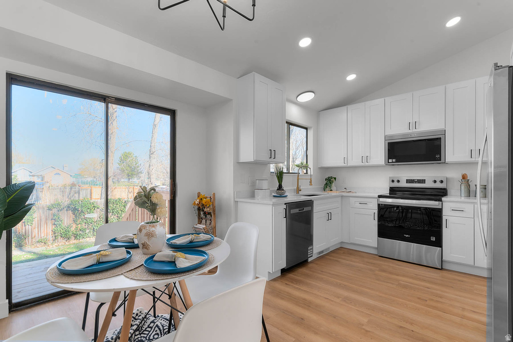 1928 W SIR TIMOTHY AVE Salt Lake City, UT 84116