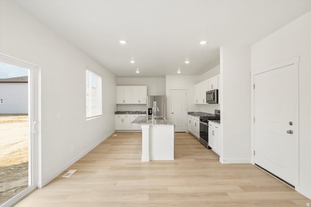 842 N 160 E #17 Santaquin, UT 84655