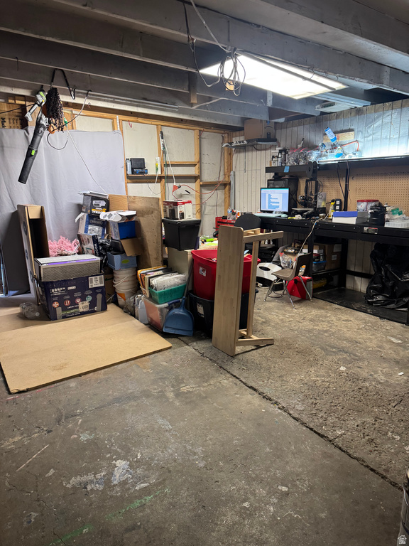 6389 W 3570 S West Valley City, UT 84128