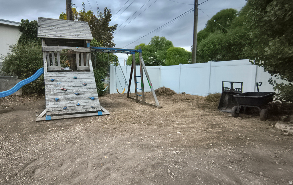 6389 W 3570 S West Valley City, UT 84128