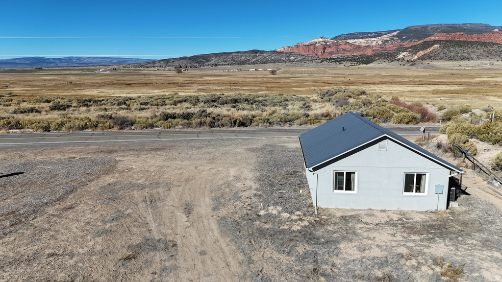 890 E HATCHERY RD Bicknell, UT 84715