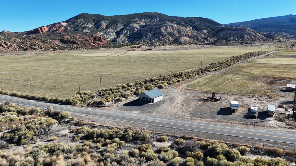 890 E HATCHERY RD Bicknell, UT 84715
