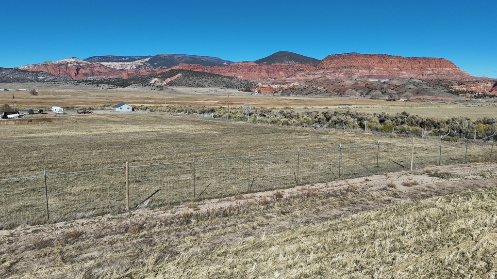 890 E HATCHERY RD Bicknell, UT 84715