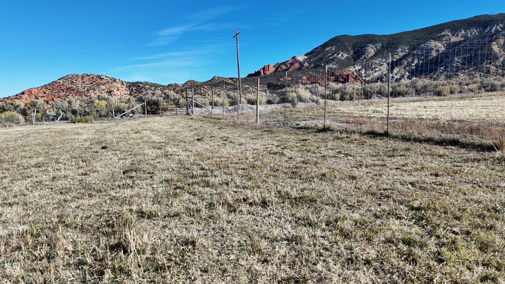 890 E HATCHERY RD Bicknell, UT 84715