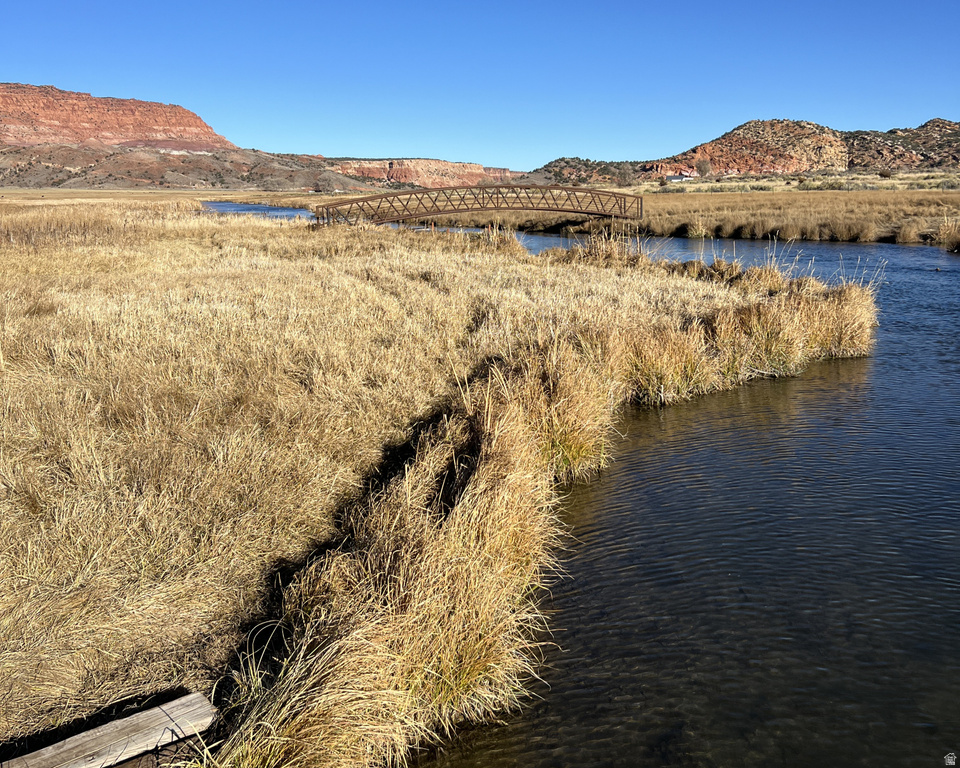 890 E HATCHERY RD Bicknell, UT 84715