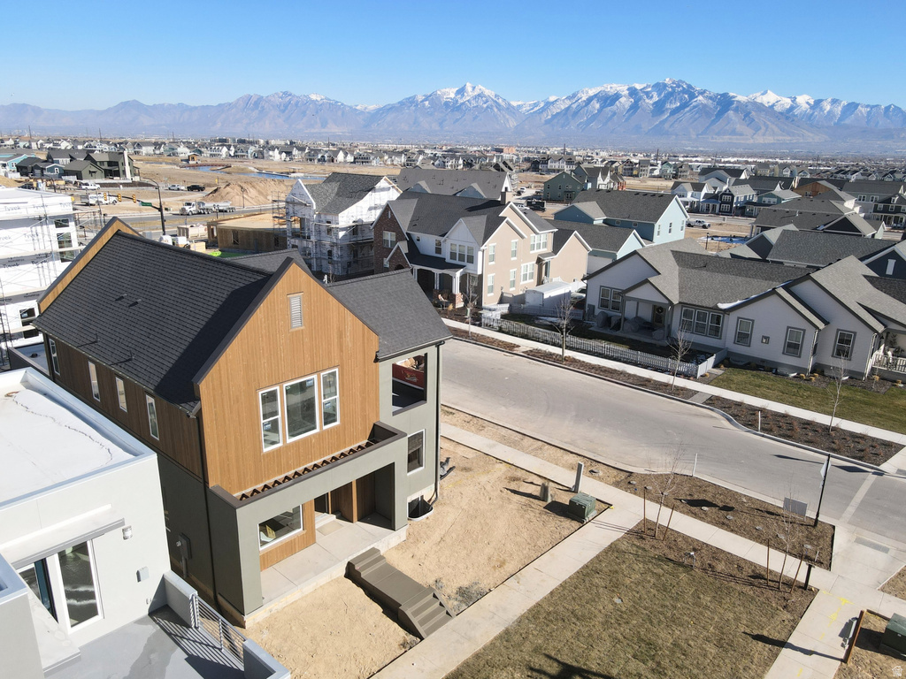 11332 S SILVER POND DR #320 South Jordan, UT 84009