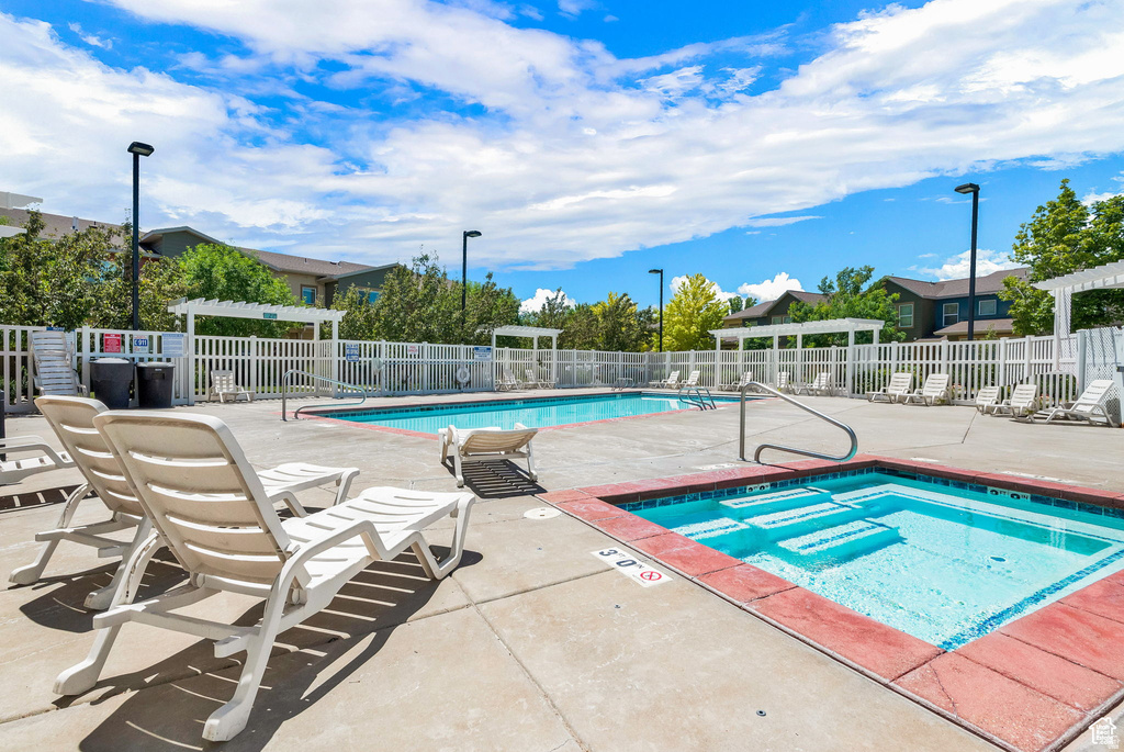 1048 N SHEPARD CREEK PKWY #4 Farmington, UT 84025