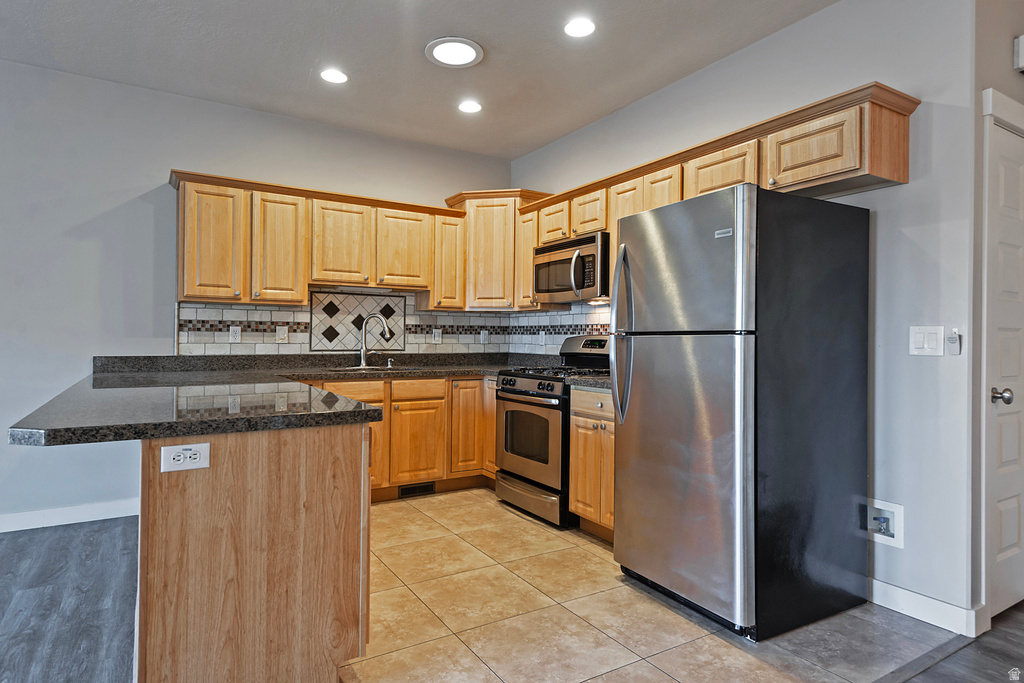 1048 N SHEPARD CREEK PKWY #4 Farmington, UT 84025